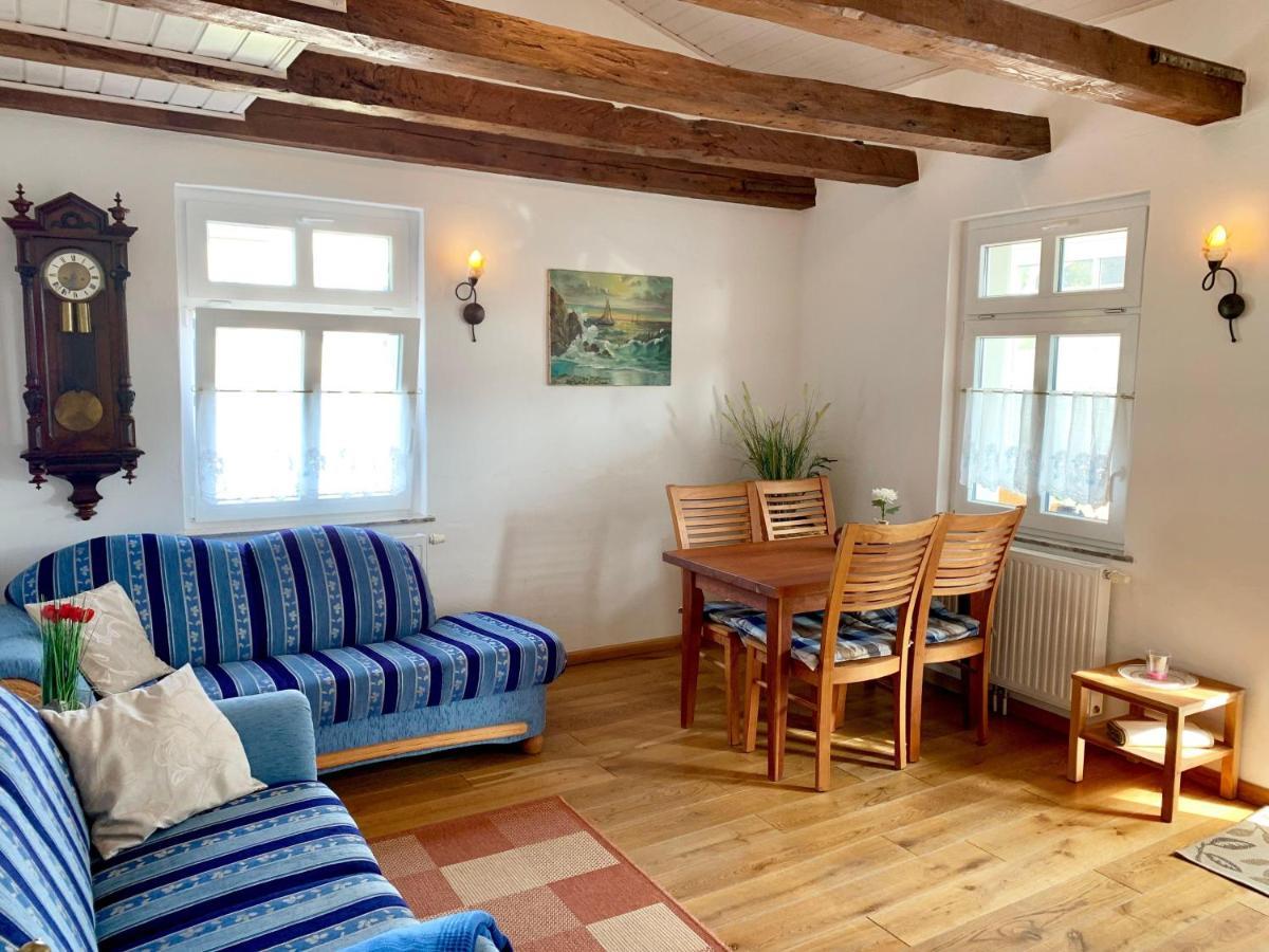 Villa-Rosengarten-Ferienwohnung-Baumhaus-Mit-Seeblick 萨斯尼茨 外观 照片