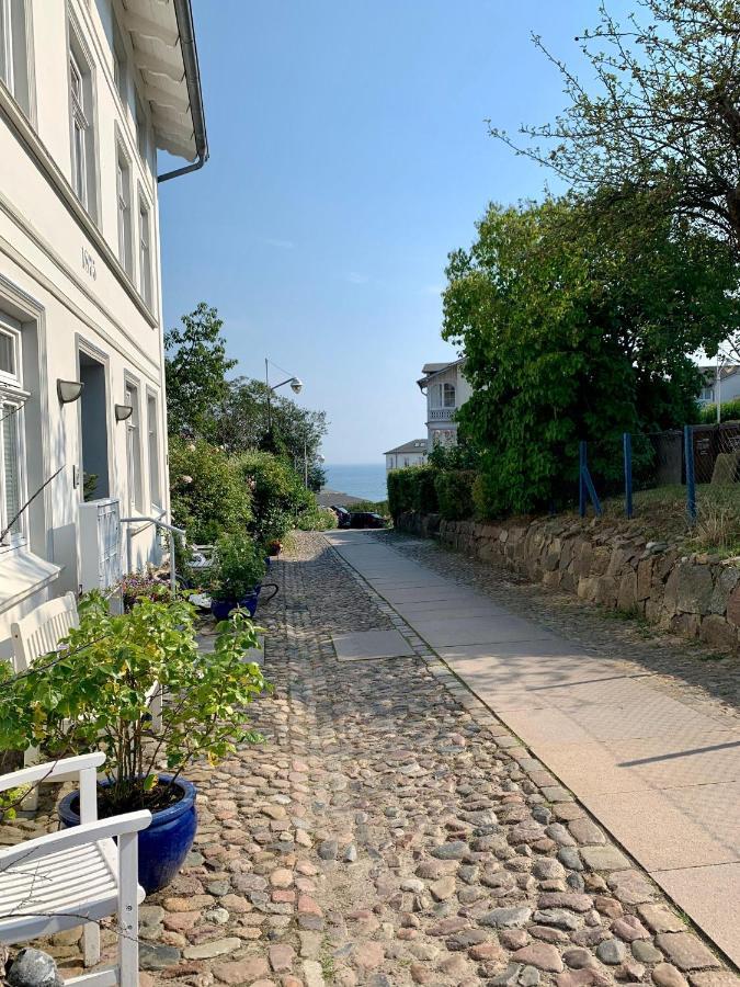 Villa-Rosengarten-Ferienwohnung-Baumhaus-Mit-Seeblick 萨斯尼茨 外观 照片